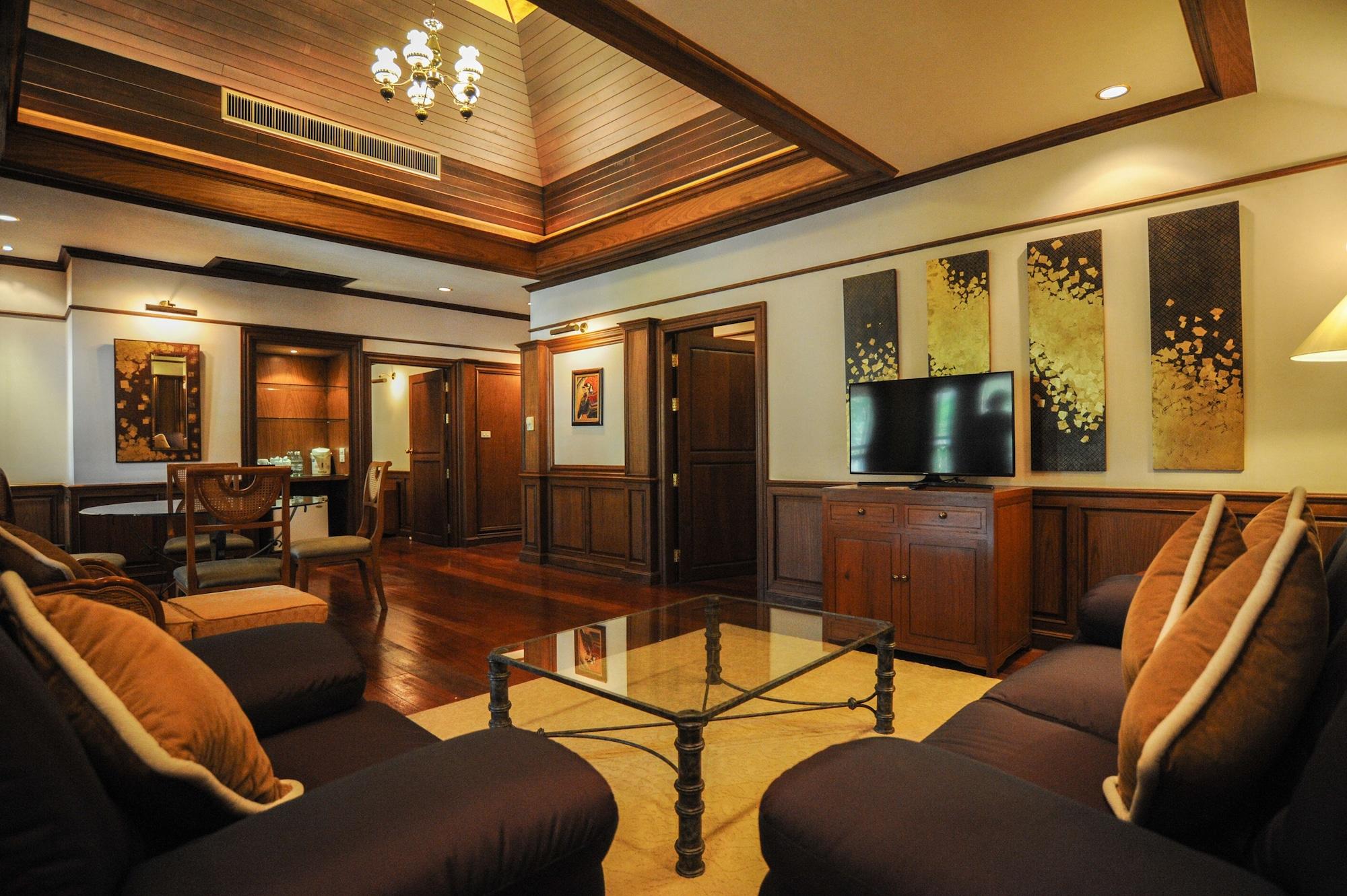 Suan Bua Hotel & Resort Ban Pong  Exterior photo