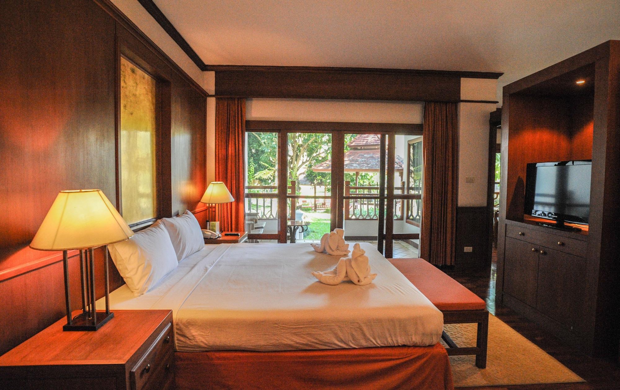 Suan Bua Hotel & Resort Ban Pong  Exterior photo